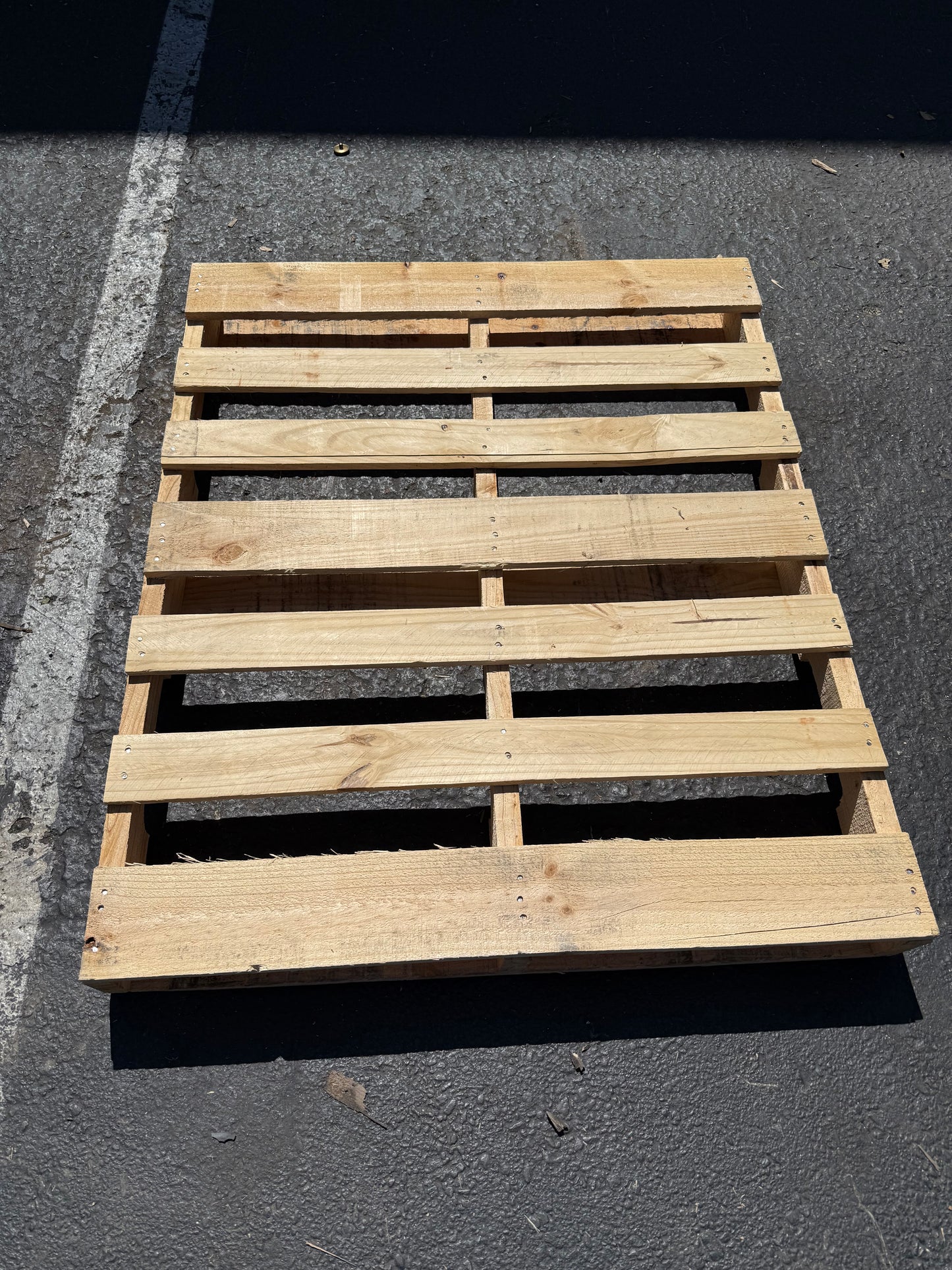 Wood pallets (regular) - 48 x 40 in